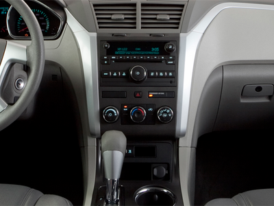 2011 Chevrolet Traverse LS