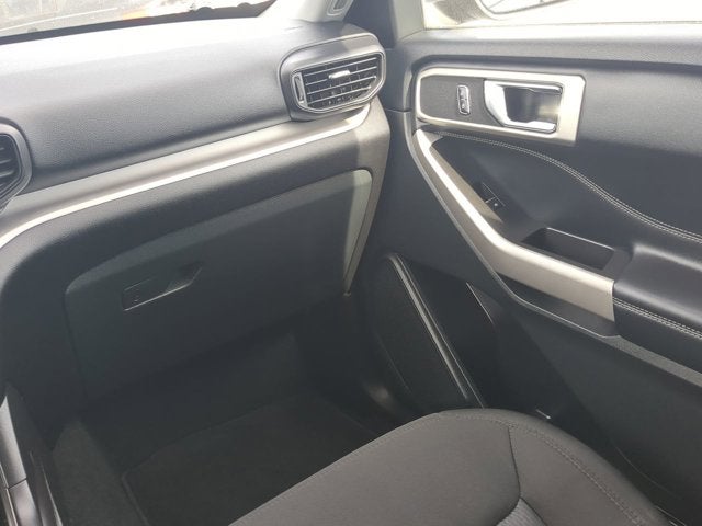 2024 Ford Explorer XLT - Photo 17