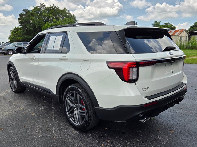 2025 Ford Explorer ST