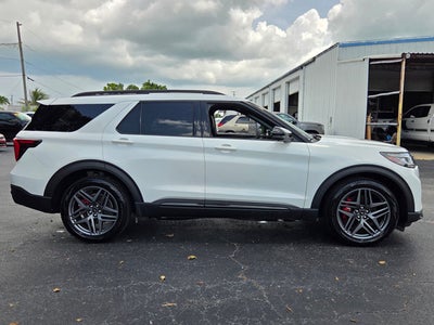 2025 Ford Explorer ST