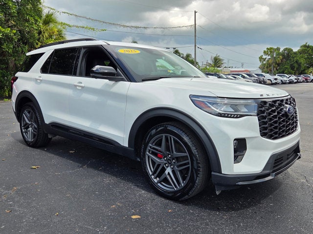 2025 Ford Explorer ST
