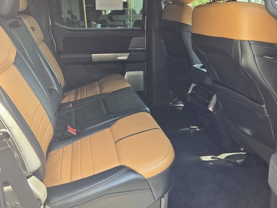 2024 Ford Super Duty F-350 DRW Base