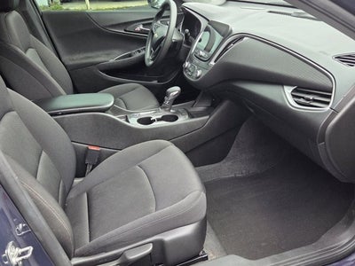 2025 Chevrolet Malibu LS