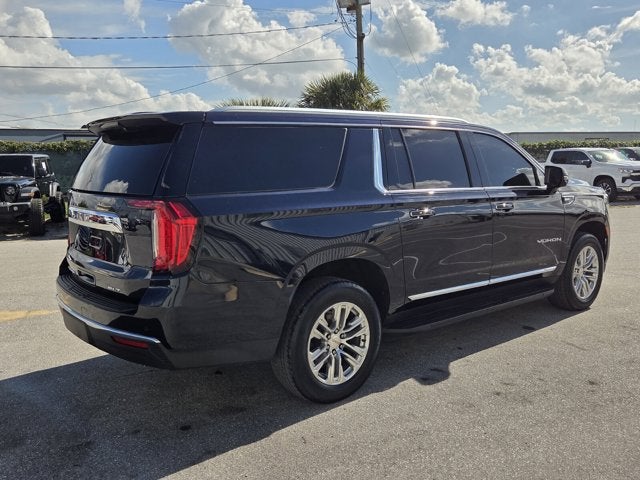 2023 GMC Yukon XL SLT