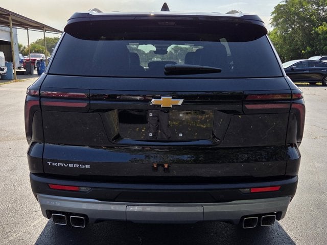 2026 Chevrolet Traverse FWD LT