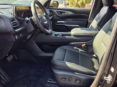 2026 Chevrolet Traverse FWD LT