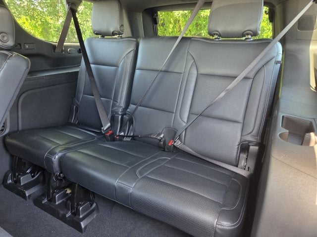 2026 Chevrolet Suburban W/ Leather LS