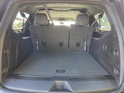 2026 Chevrolet Suburban W/ Leather LS