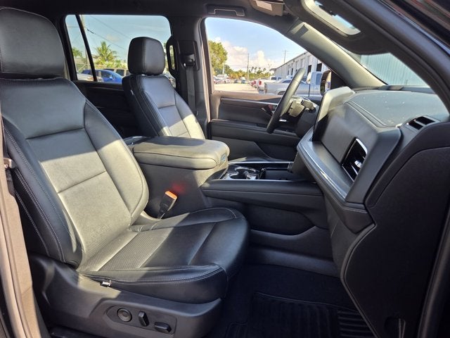 2026 Chevrolet Suburban W/ Leather LS
