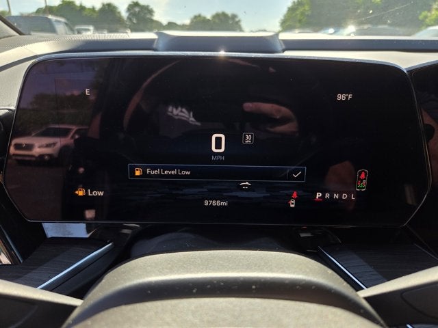2026 Chevrolet Suburban W/ Leather LS