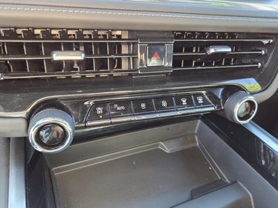 2026 Chevrolet Suburban W/ Leather LS