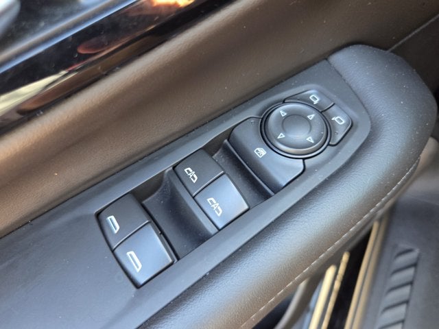2026 Chevrolet Suburban W/ Leather LS