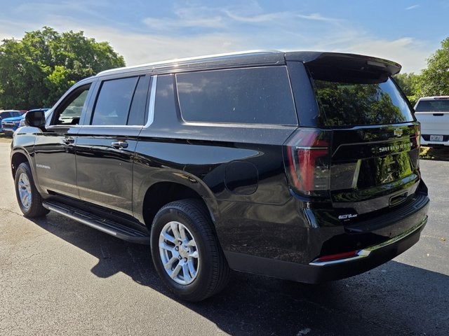 2026 Chevrolet Suburban W/ Leather LS