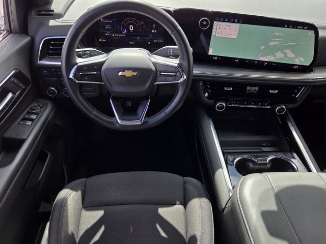 2025 Chevrolet Suburban LS
