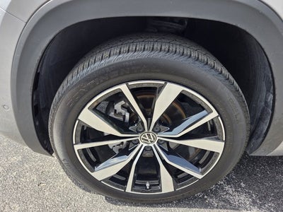 2025 Volkswagen Atlas 2.0T SEL Premium R-Line