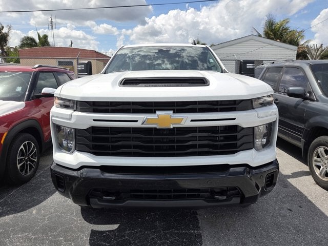 2026 Chevrolet Silverado 2500HD Custom