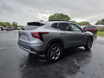 2025 Chevrolet Trax LT