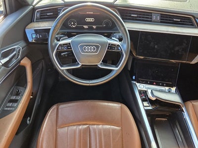 2019 Audi e-tron Premium Plus