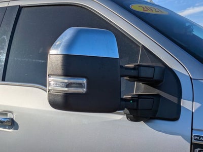 2022 Ford Super Duty F-350 DRW Platinum