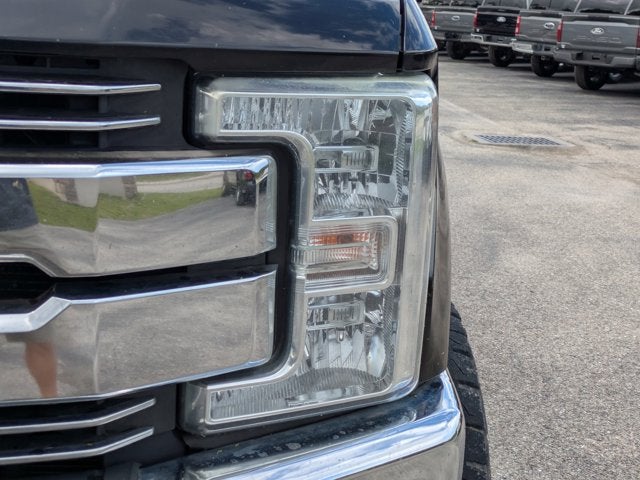 2017 Ford Super Duty F-350 DRW Lariat