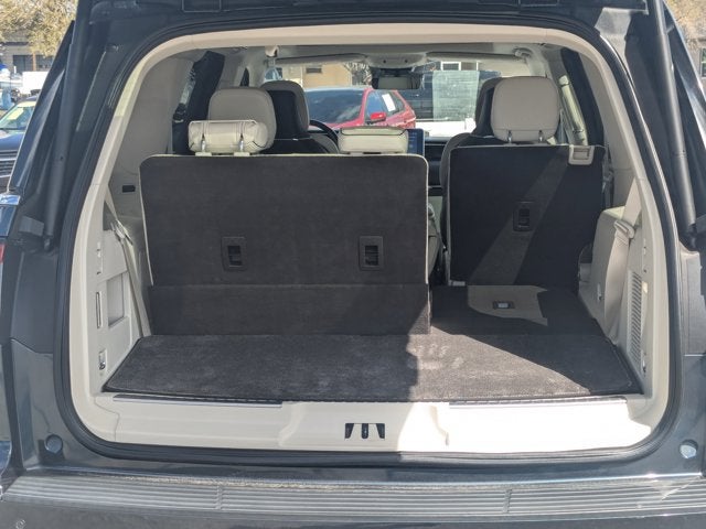 2021 Lincoln Navigator Black Label