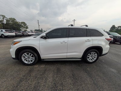 2016 Toyota Highlander LE