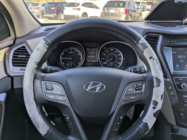 2017 Hyundai Santa Fe SE