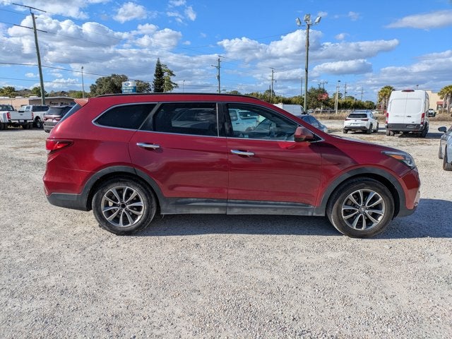 2017 Hyundai Santa Fe SE