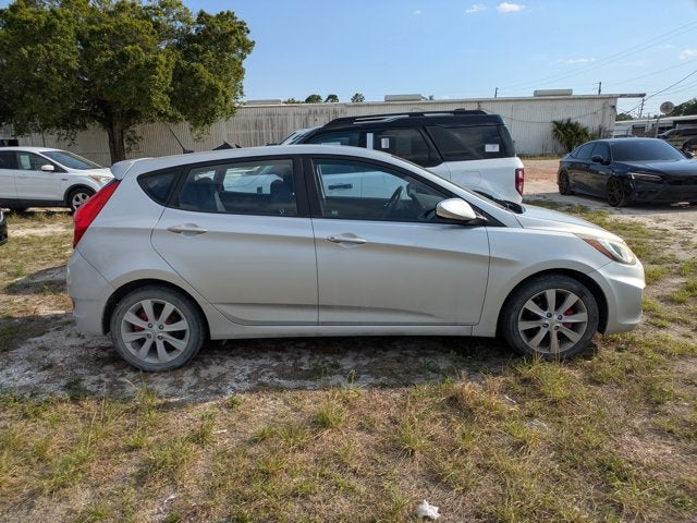 2013 Hyundai Accent SE