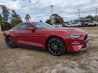 2022 Ford Mustang EcoBoost