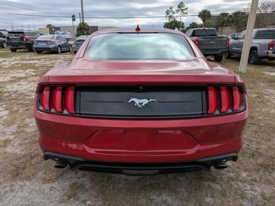 2022 Ford Mustang EcoBoost