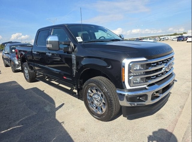 2023 Ford Super Duty F-350 SRW LARIAT