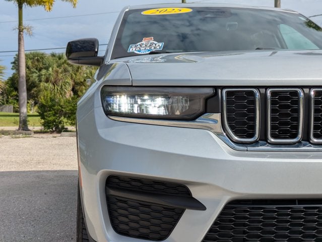 2025 Jeep Grand Cherokee Laredo X