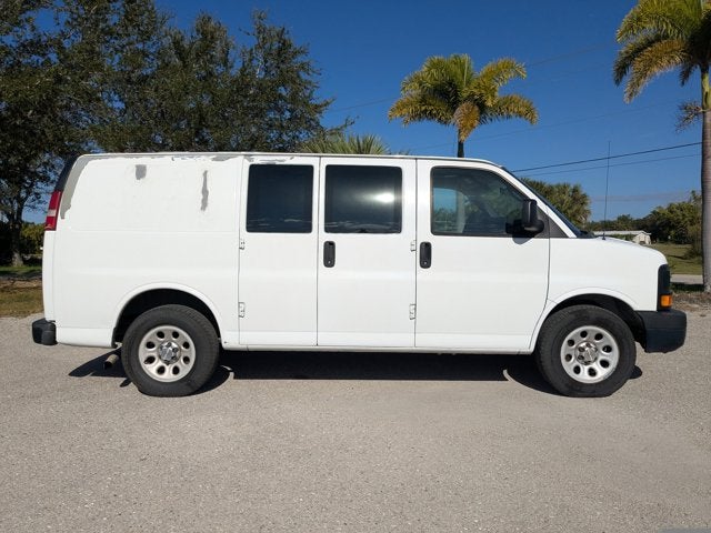 2012 Chevrolet Express Cargo Van RWD 1500 135"