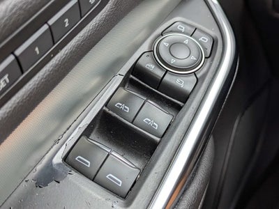 2020 Cadillac XT4 FWD Premium Luxury