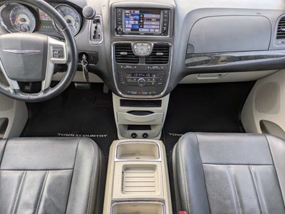 2015 Chrysler Town & Country Touring