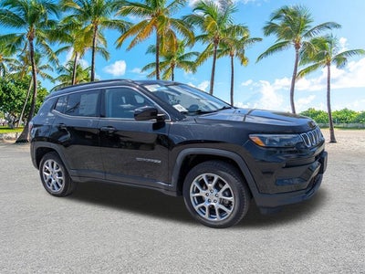 2022 Jeep Compass Latitude Lux