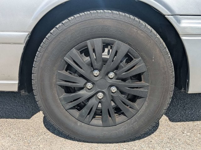 2000 Toyota Camry Base