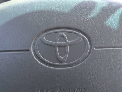 2000 Toyota Camry Base