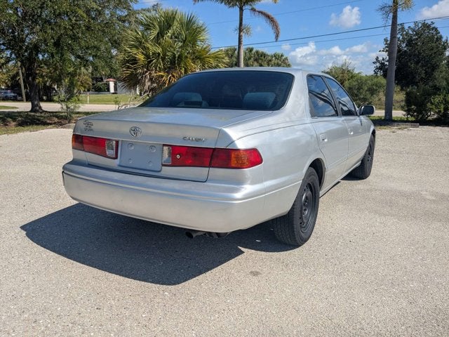 2000 Toyota Camry Base