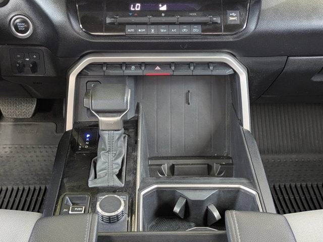 2024 Toyota Tundra 4WD SR5