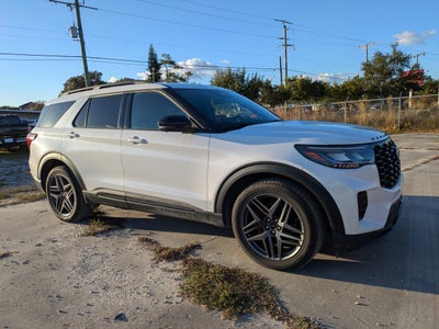 2025 Ford Explorer ST
