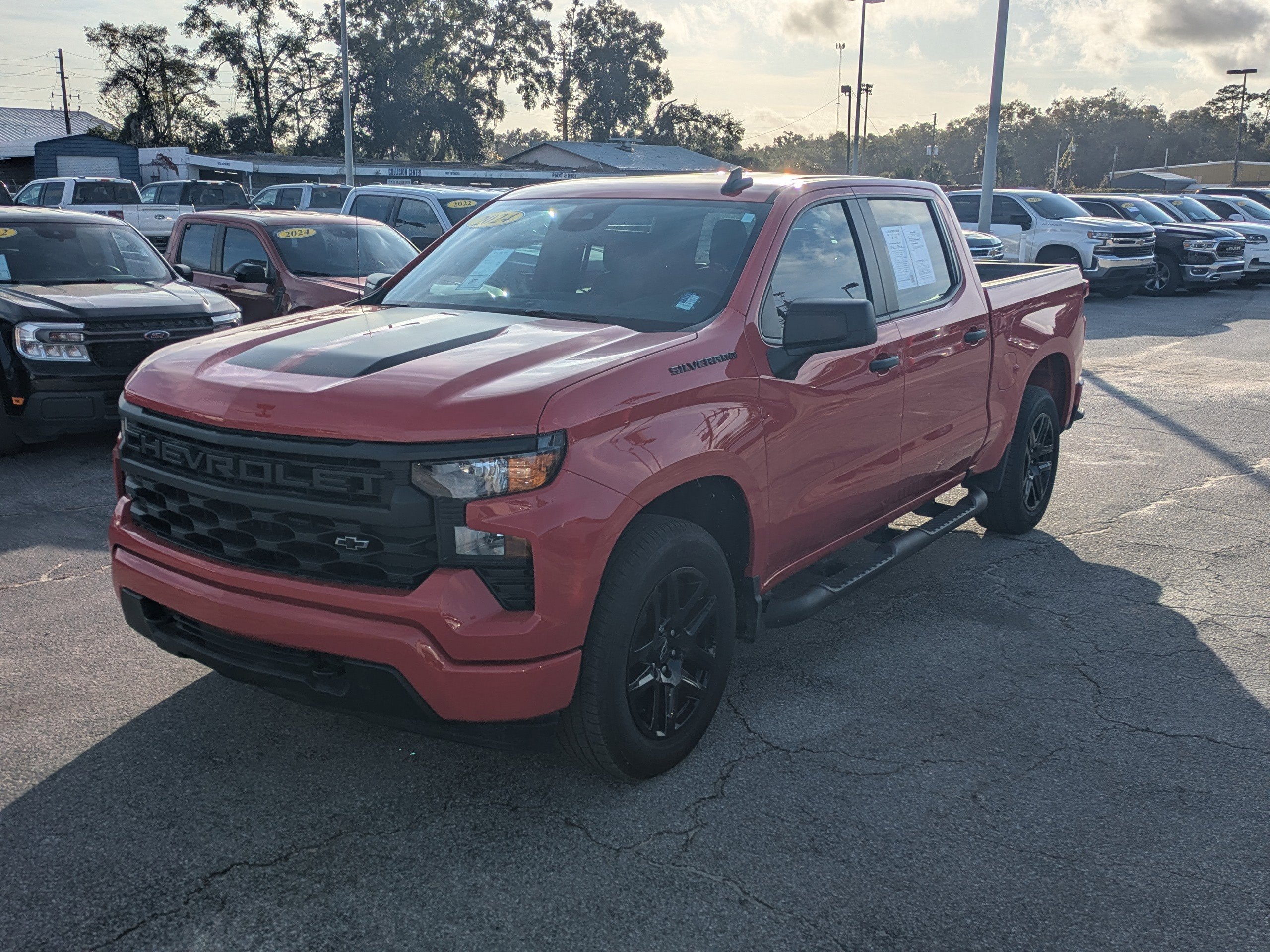 2024 Chevrolet Silverado 1500 Custom
