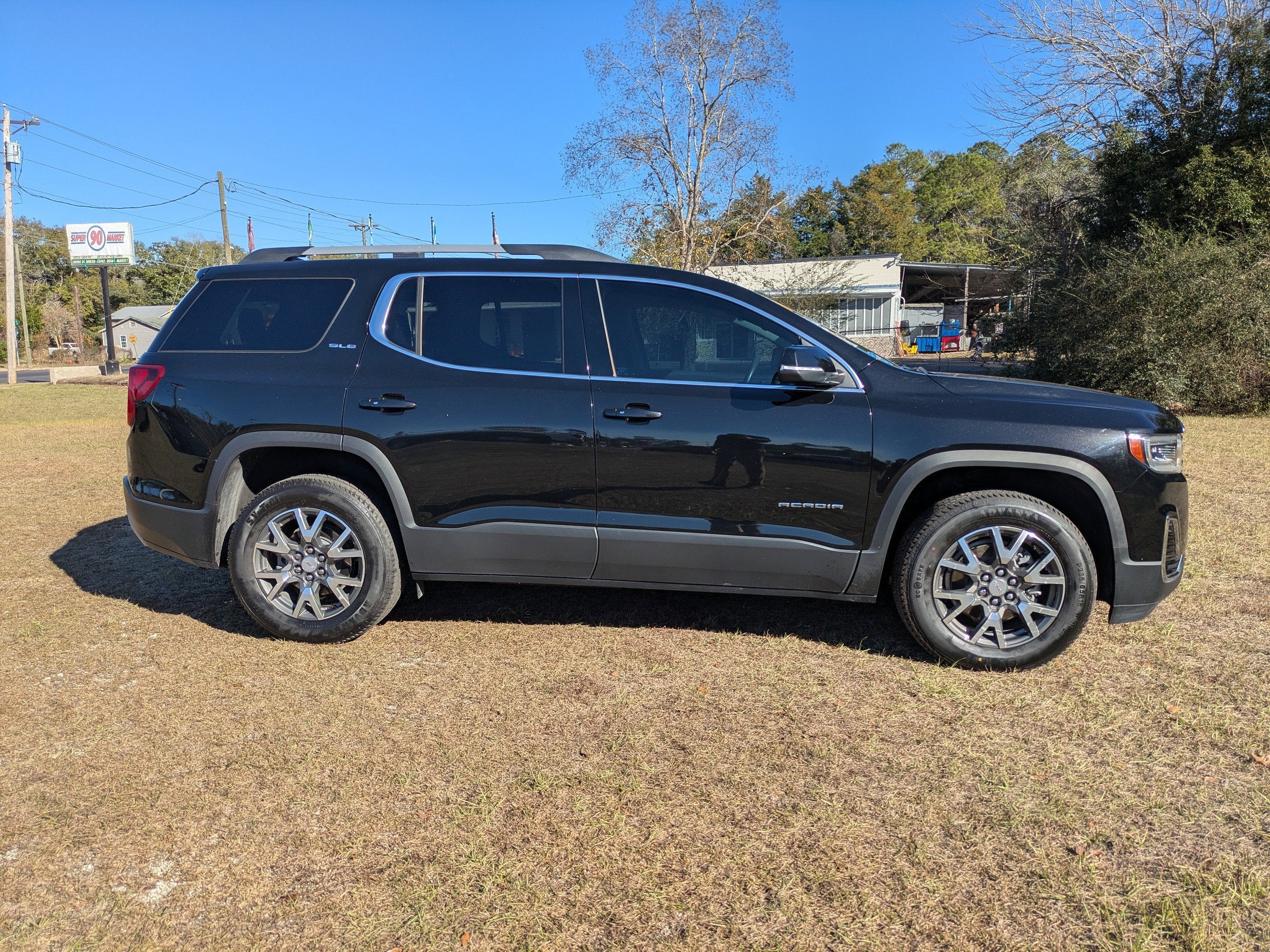 2023 GMC Acadia SLE