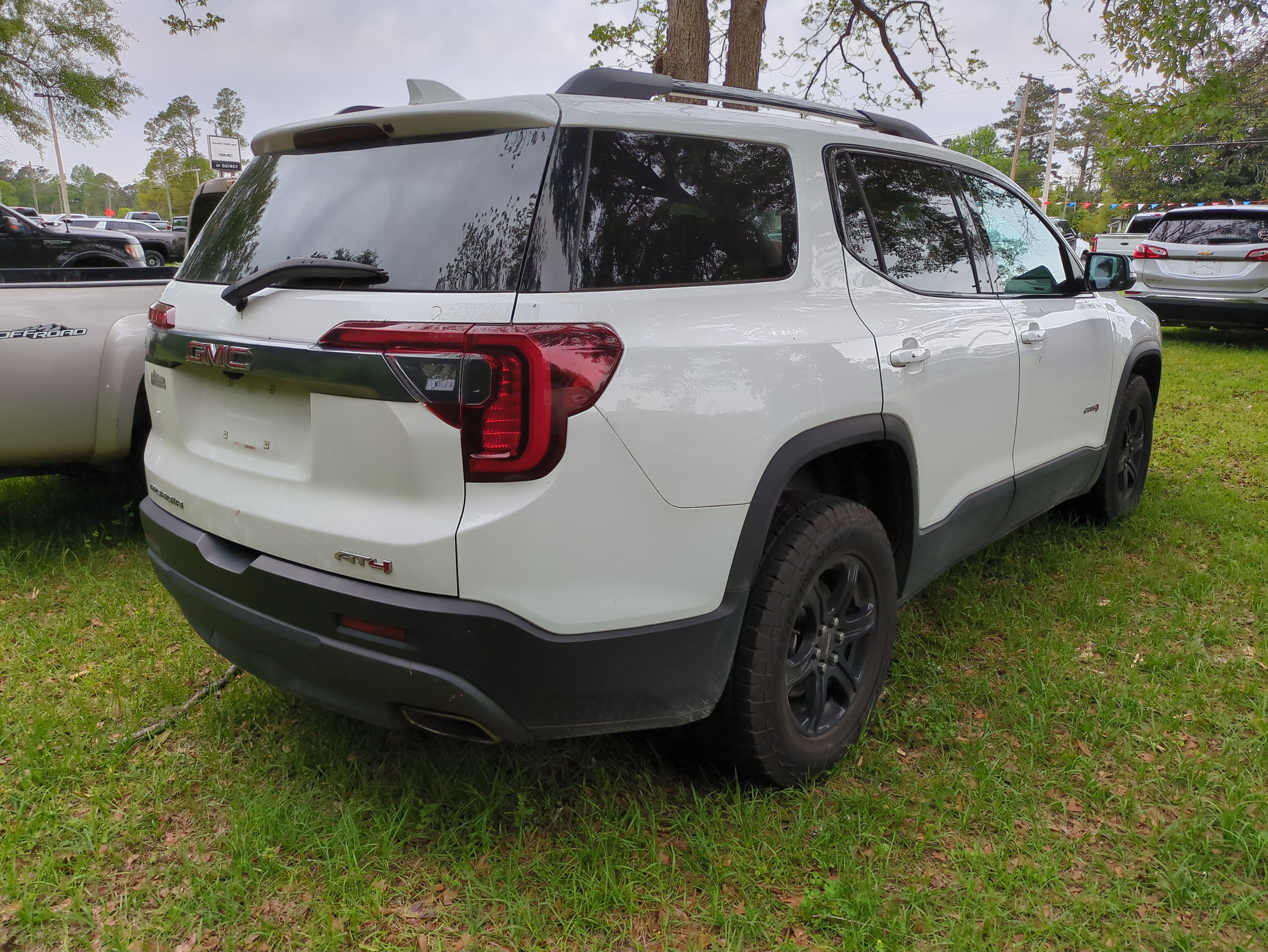 2023 GMC Acadia AT4
