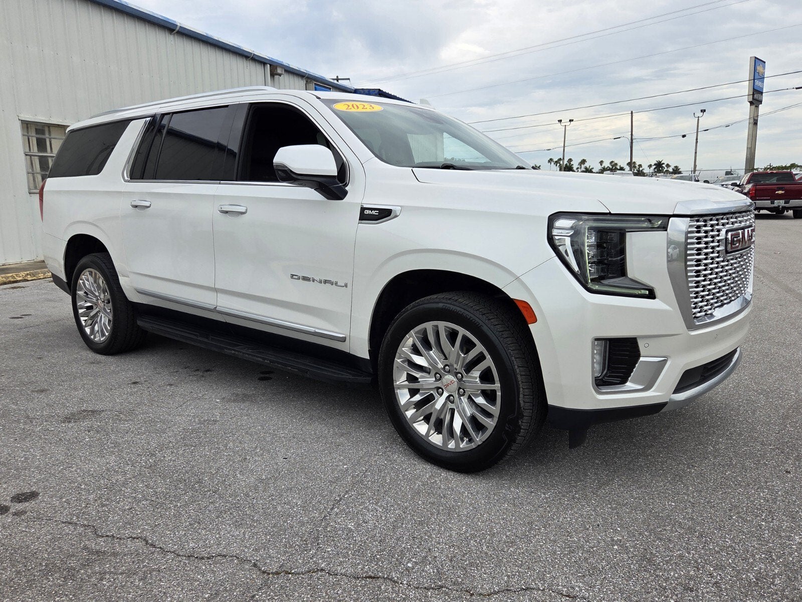 2023 GMC Yukon XL Denali