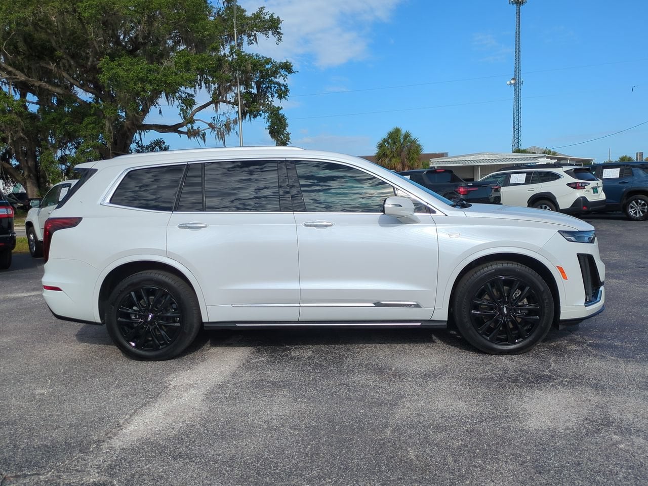2024 Cadillac XT6 Luxury