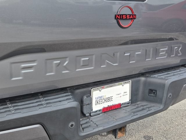 2022 Nissan Frontier Crew Cab SV 4x4