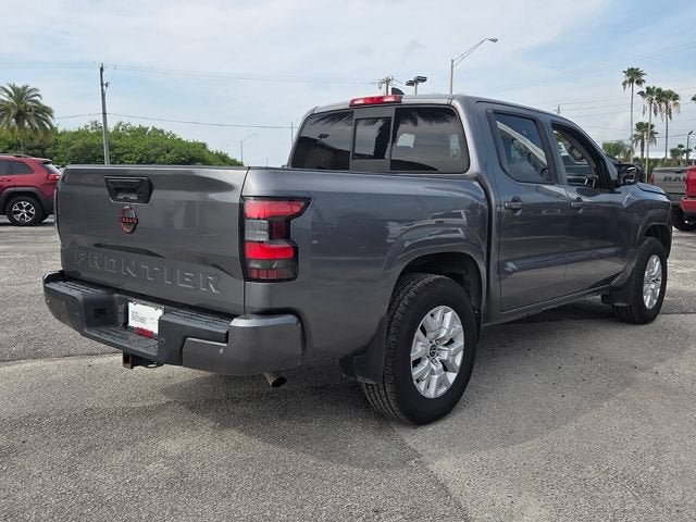2022 Nissan Frontier Crew Cab SV 4x4