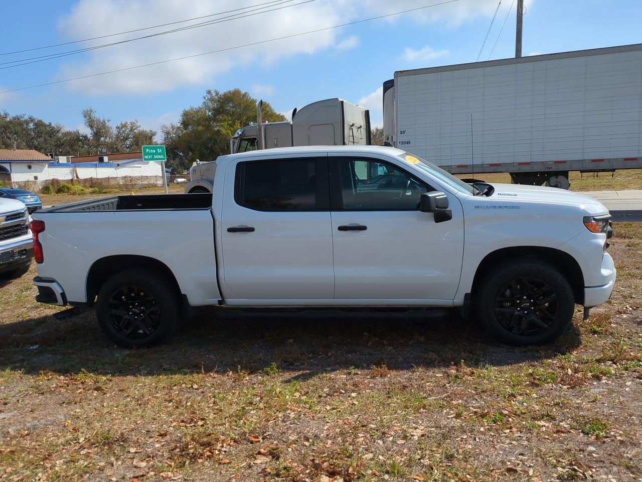 2025 Chevrolet Silverado 1500 Custom
